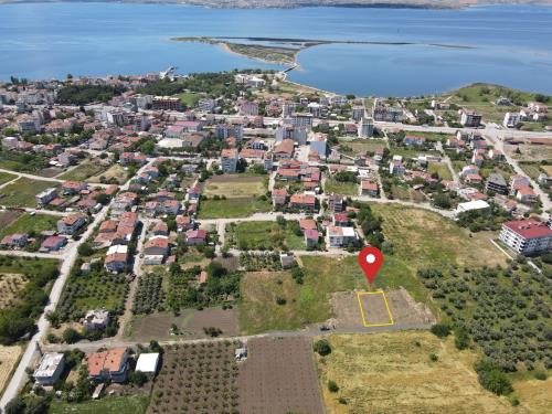291M² 3,5 KAT İNŞA YAPILIR OKUL SAĞLIK OCAĞI YANI SATILIK ARSA